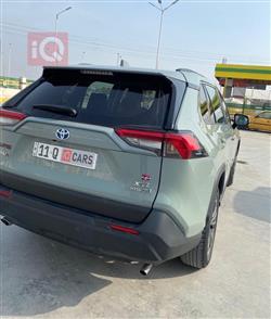 تۆیۆتا ڕاڤ 4